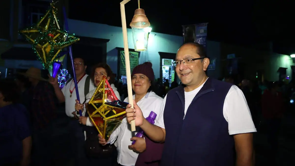 FOTO PRINCIPAL SJR La tradición es cargar con un farolito